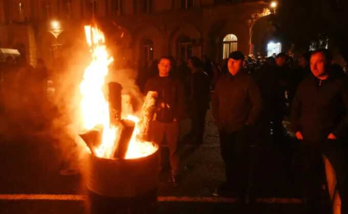 В Абхазии неизвестные попытались захватить здание государственной телерадиокомпании